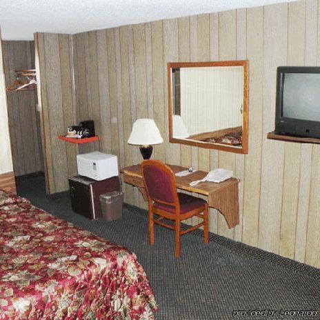 Motel Nicholas Омак Экстерьер фото